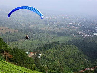 Paralayang Puncak Bogor